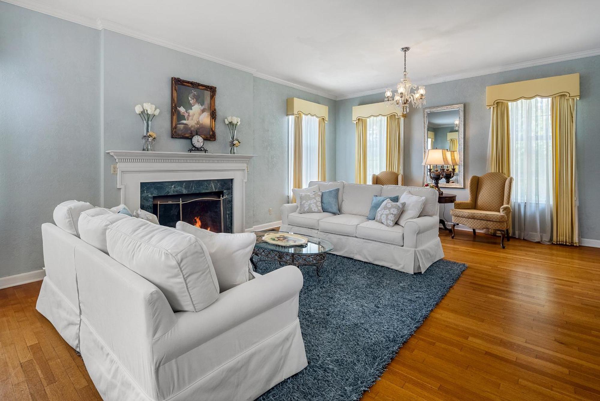 Beland Mansion-Blushing Rose Suite ฟอร์ตสมิธ ภายนอก รูปภาพ