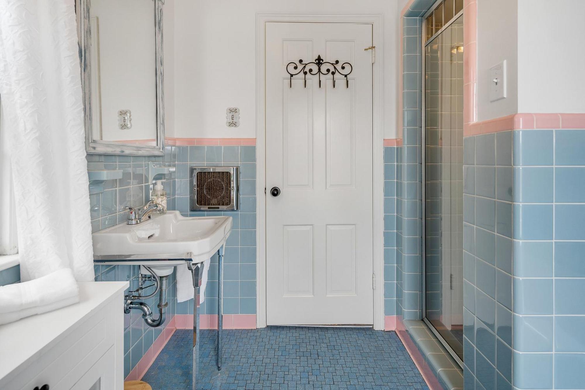Beland Mansion-Blushing Rose Suite ฟอร์ตสมิธ ภายนอก รูปภาพ